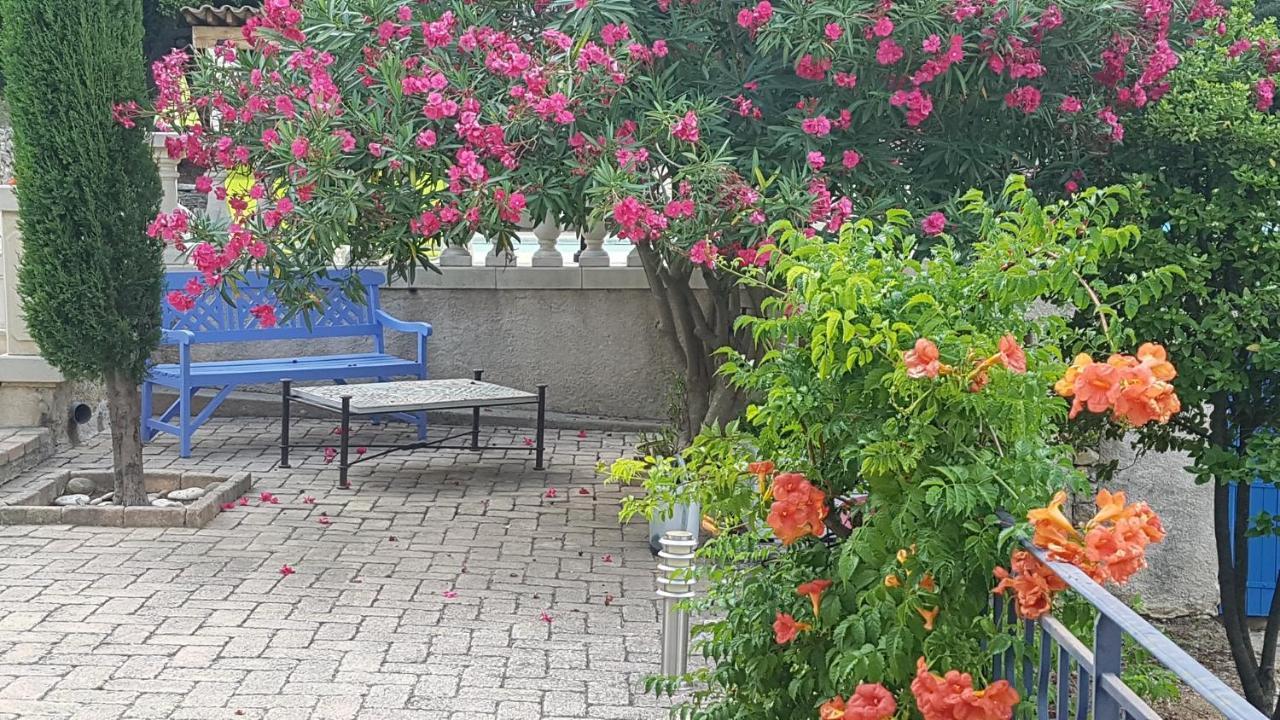 Le Mas des Hibiscus Trans-en-Provence Extérieur photo