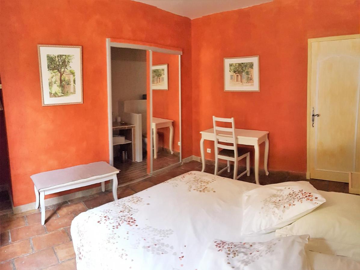 Le Mas des Hibiscus Trans-en-Provence Extérieur photo